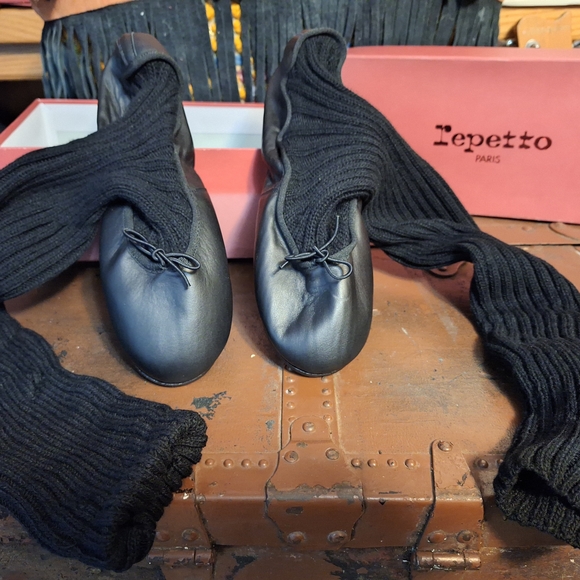 Repetto Black Leather Dance Shoes - Picture 3 of 4